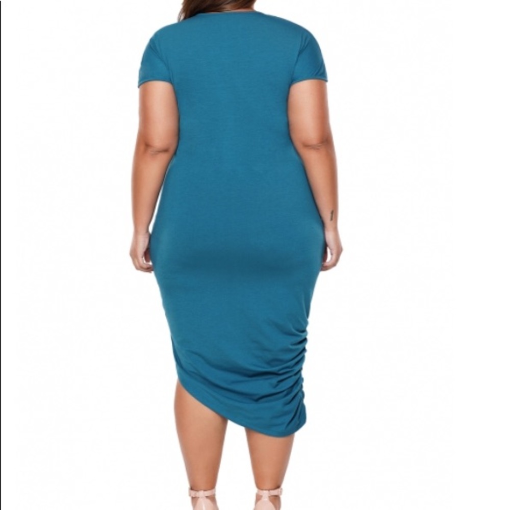 Casual Weekend Dress - Picture 3 of 4